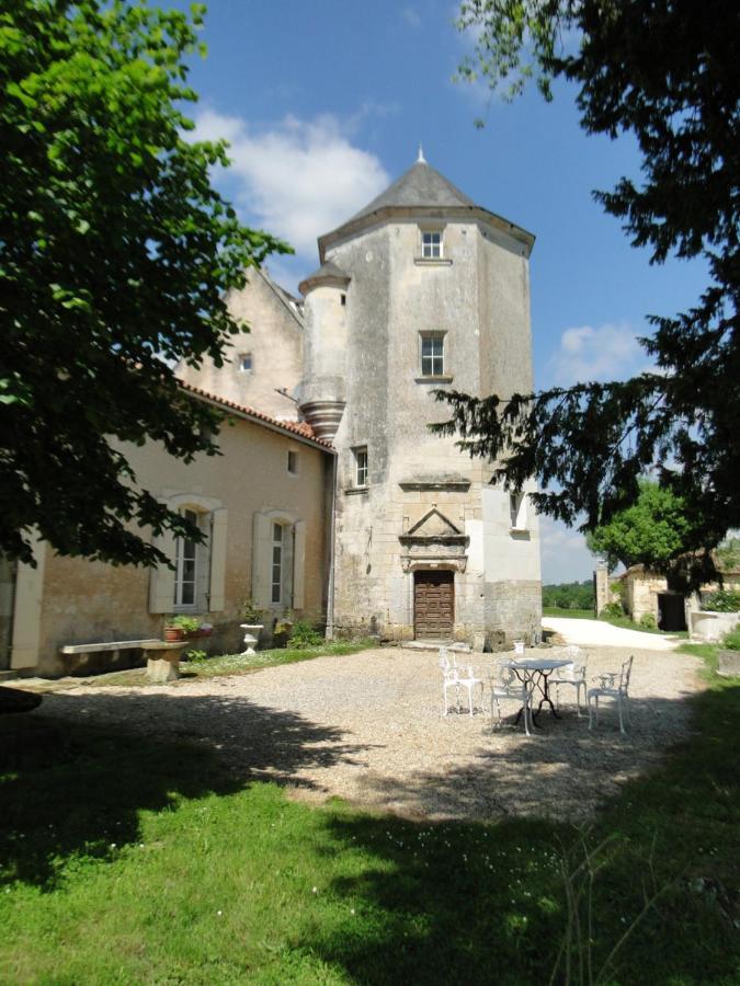 Gite Du Chateau De Pernan Avy Eksteriør billede